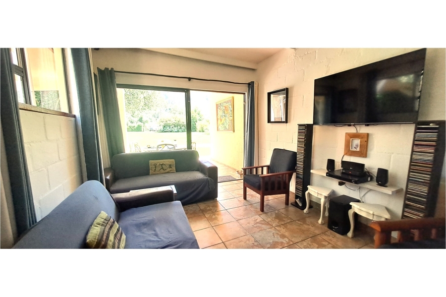 2 Bedroom Property for Sale in Suurbraak Western Cape